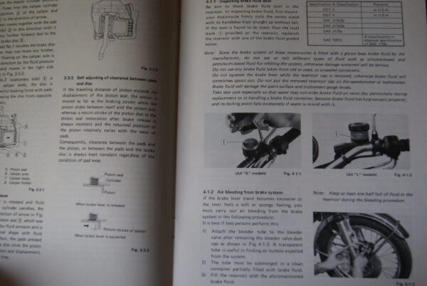 Suzuki Disc Brake Service manual GT125, GT185, GT250, GT380, GT550, GT750 - Image 3